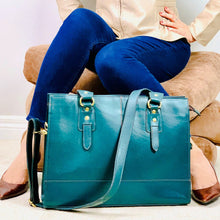 Load image into Gallery viewer, The Signature 17&quot; Leather Bag, Bottle Green
